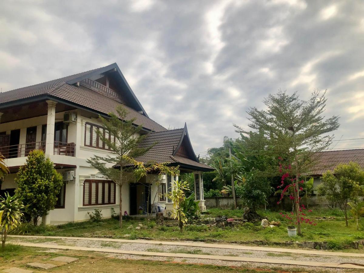 Vang Vieng Garden Resort Exterior photo