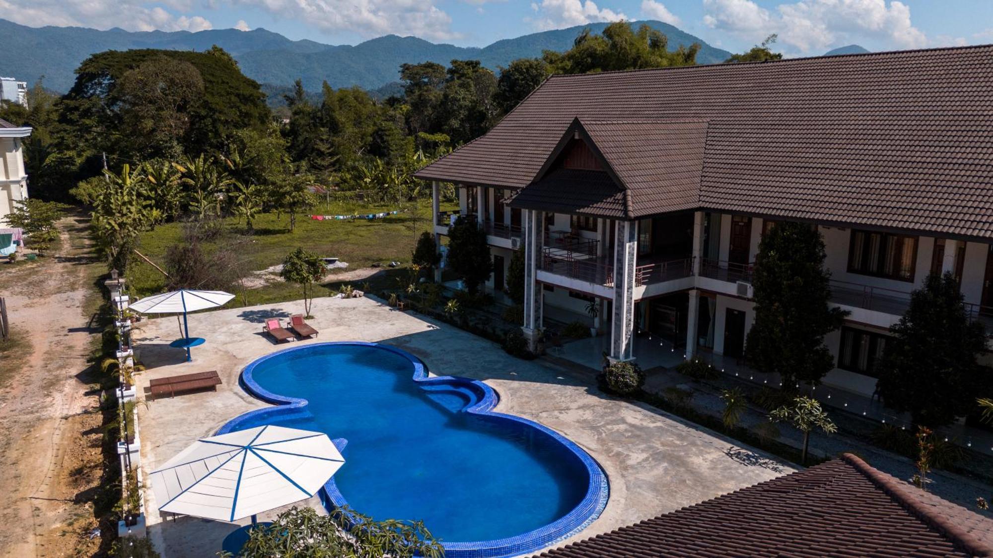 Vang Vieng Garden Resort Exterior photo